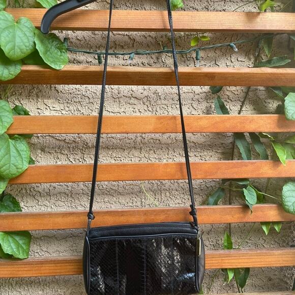Giani Bernini snakeskin black leather purse VTG - Picture 2 of 9